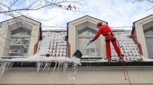 Захист від снігу та льоду на даху